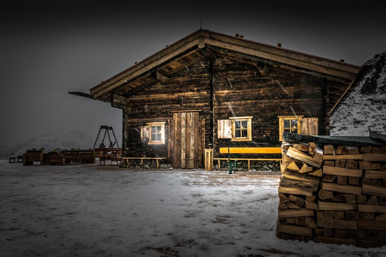 Готель Kashuette Hochzillertal Кальтенбах Екстер'єр фото